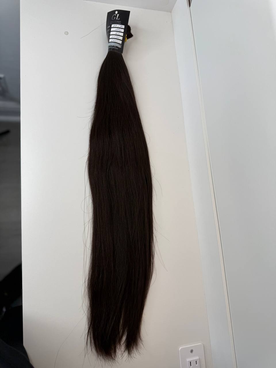 Dark brown hair | Length 27 inch | 70 cm | 226 gram