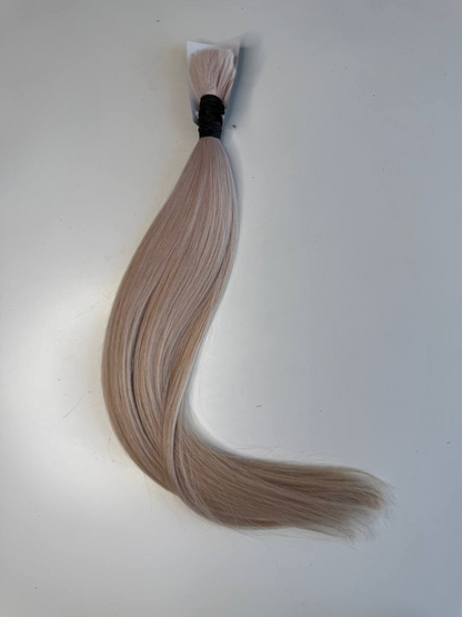 Blonde hair | Length 24 inch | 60 cm  | 132 gram