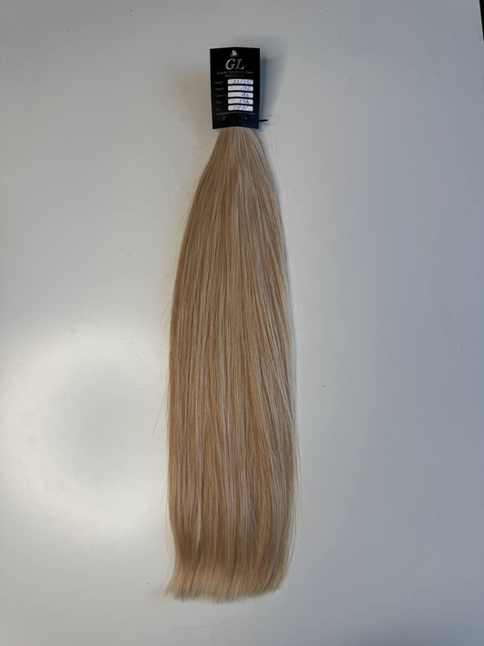 Blonde hair | Length 22 inch | 55 cm  | 132 gram