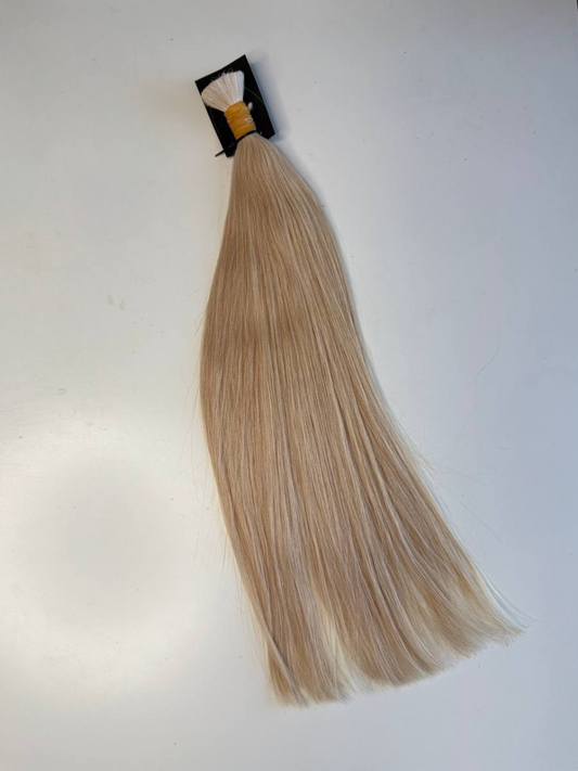 Blonde hair | Length 22 inch | 55 cm  | 132 gram